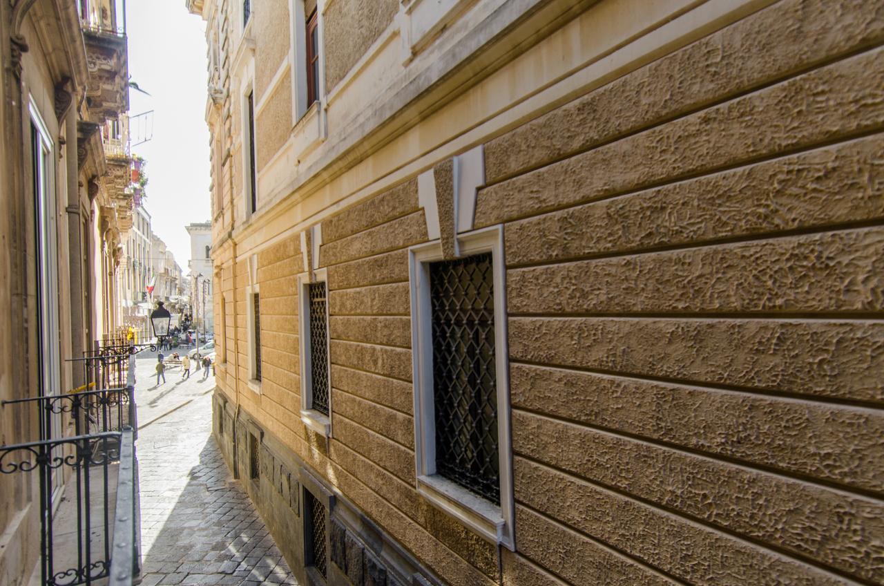 Ortigia Bed And Breakfast Syracuse Ngoại thất bức ảnh